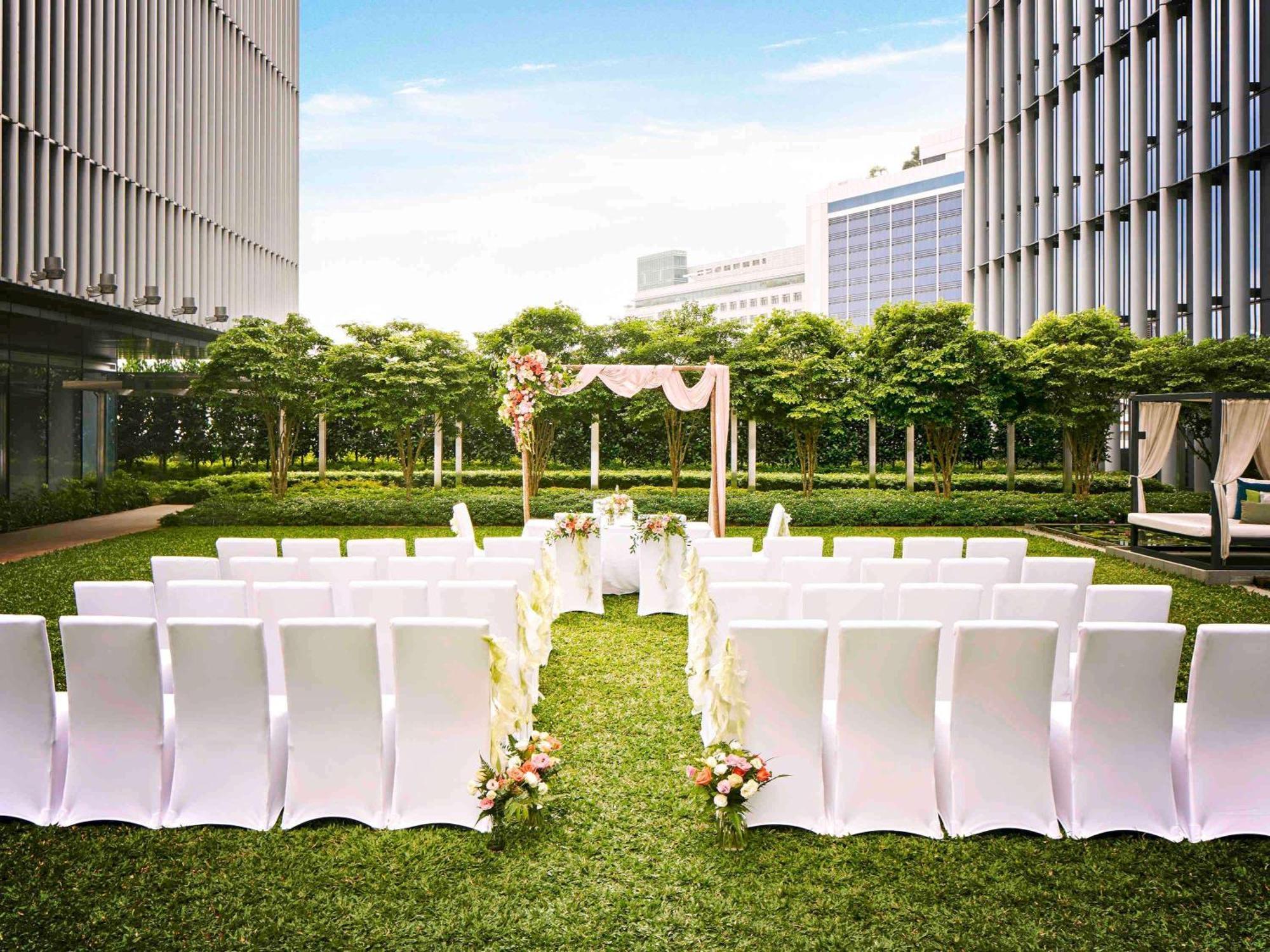 Sofitel Singapore City Centre Exterior foto